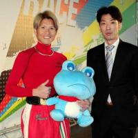 松井選手の弟子同士である北村選手(左)と山本選手(右)