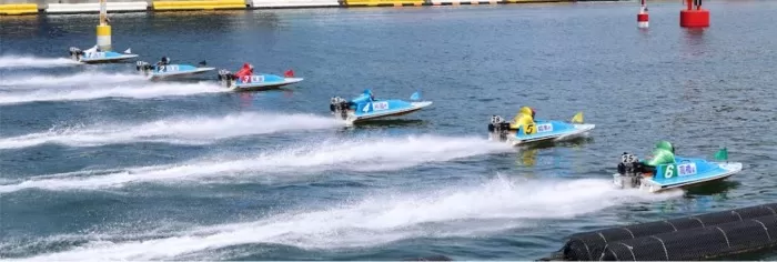 鳴門で行われたレースの様子